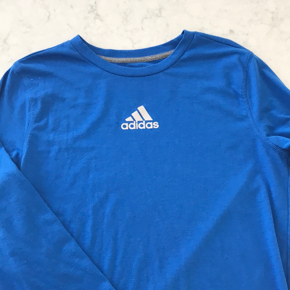 Adidas boys large long sleeve tee